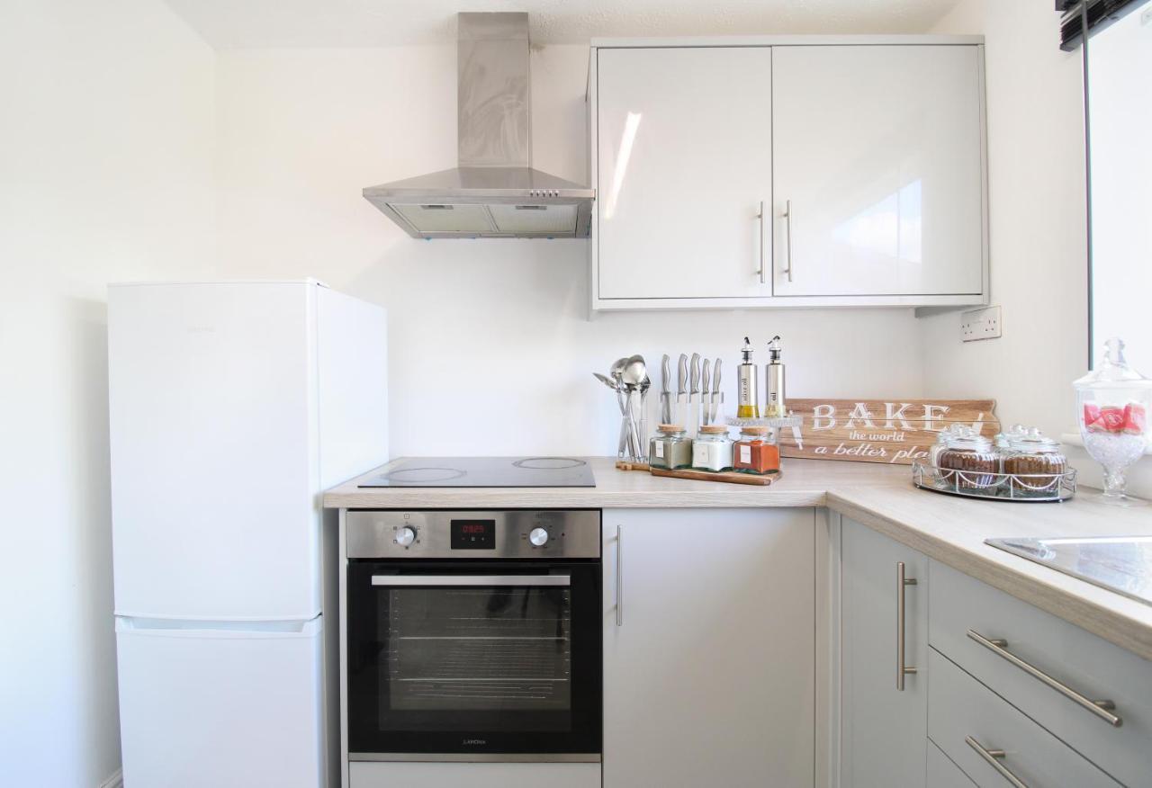 Virexxa Aylesbury Centre Appartement Buitenkant foto